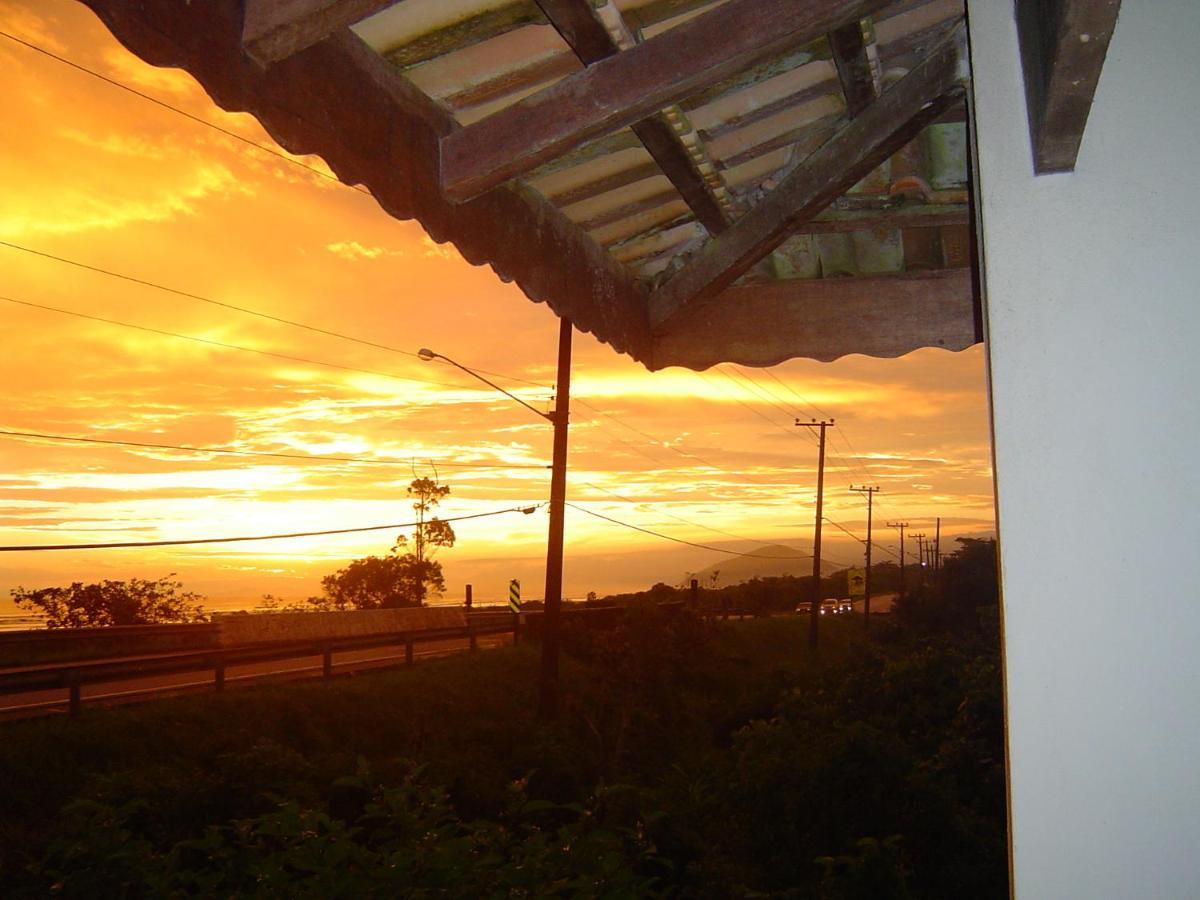 Chales Ancoradouro - Frente Ao Mar Praia de Boraceia Quarto foto